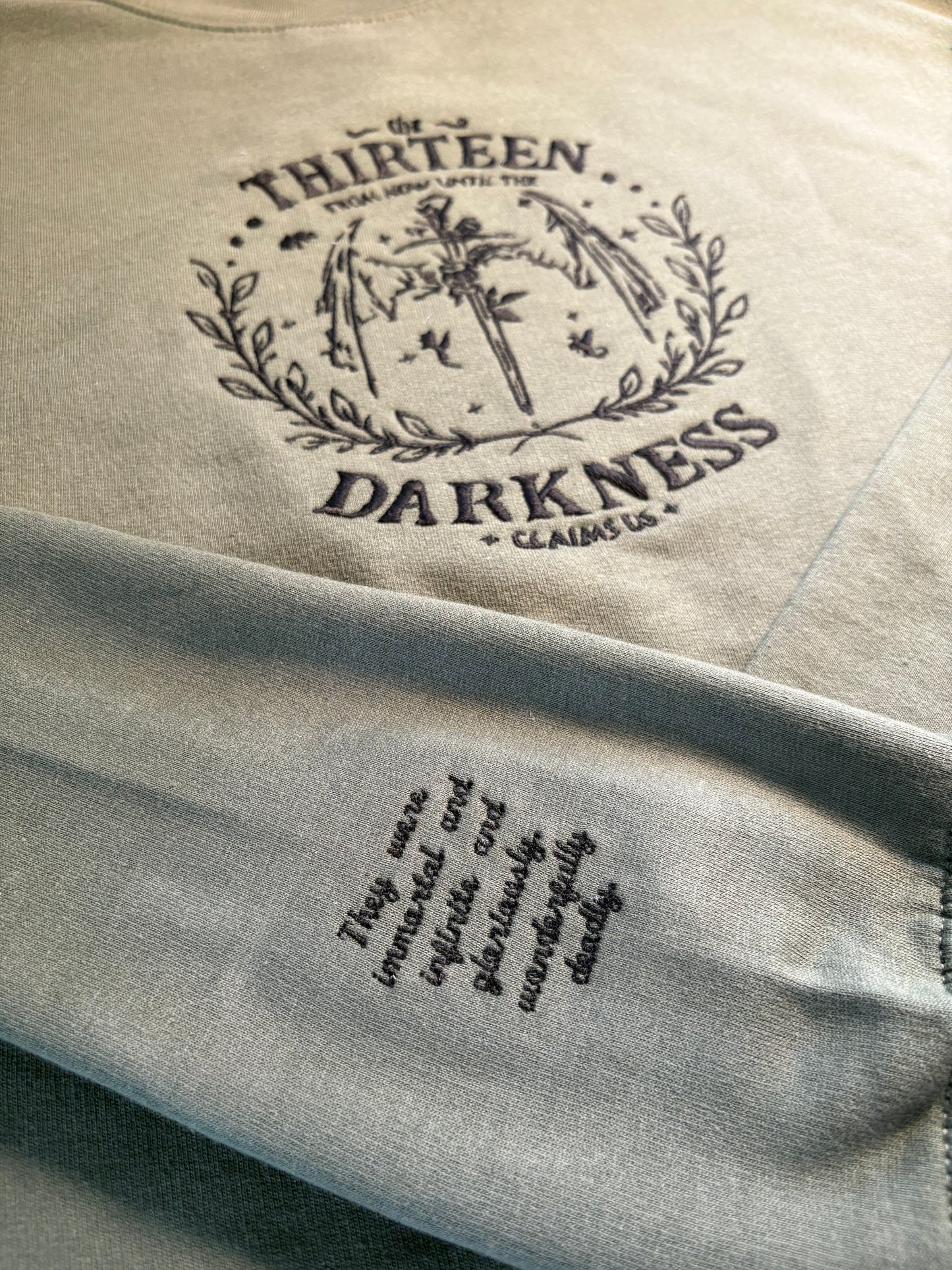 Throne of Glass 'The Thirteen' Sweatshirt